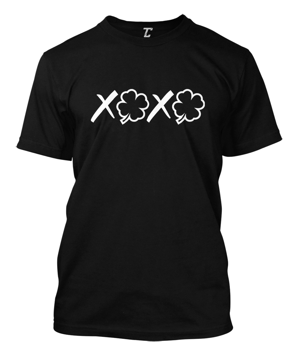 X’s And Four Leaf Clovers – St. Patrick’s Day Shamrock Men’s T-shirt
